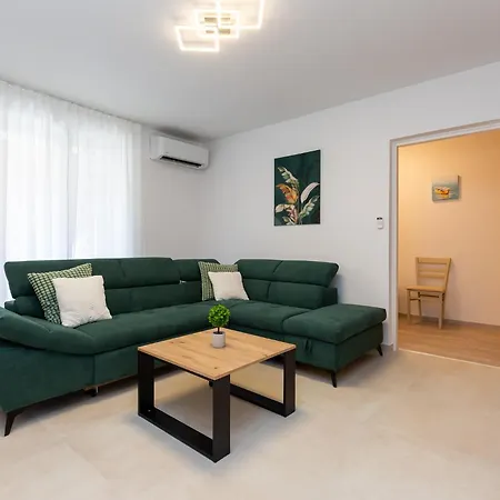Apartment Rosoglio 300m From Sea, New 2024